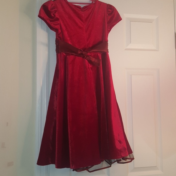 Red Dress - Picture 2 of 5